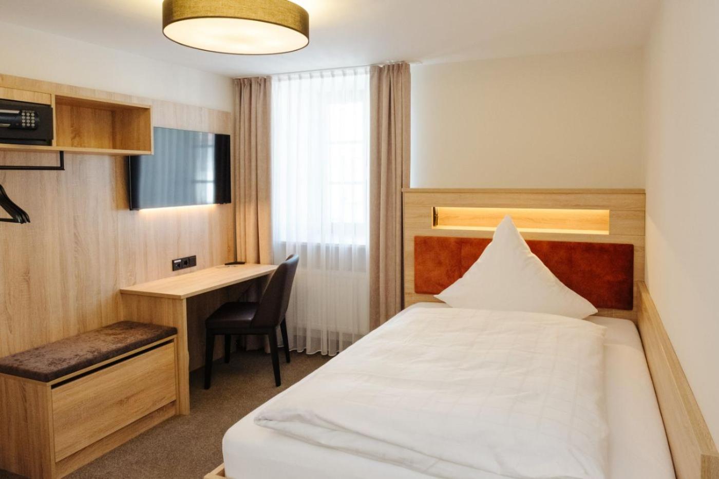 Hotel Sixt Rohr in Niederbayern Extérieur photo