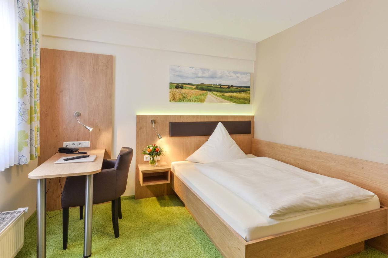 Hotel Sixt Rohr in Niederbayern Extérieur photo
